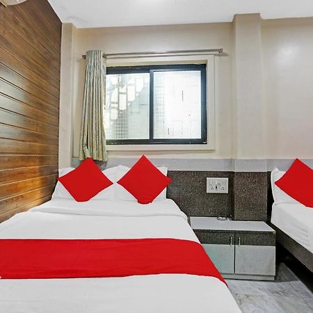 Oyo 84398 Maroshi Residency Bombay Exterior foto